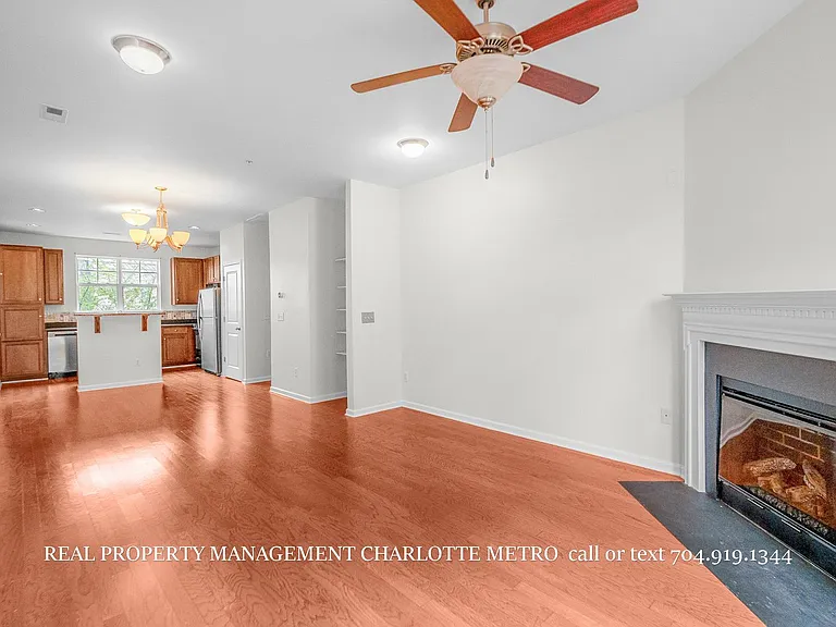 1630 Walnut View Dr — Photo 19