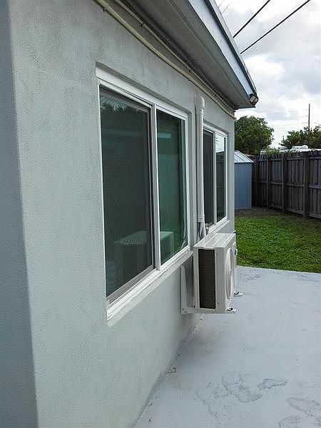1st image of 4565 N Andrews Ave