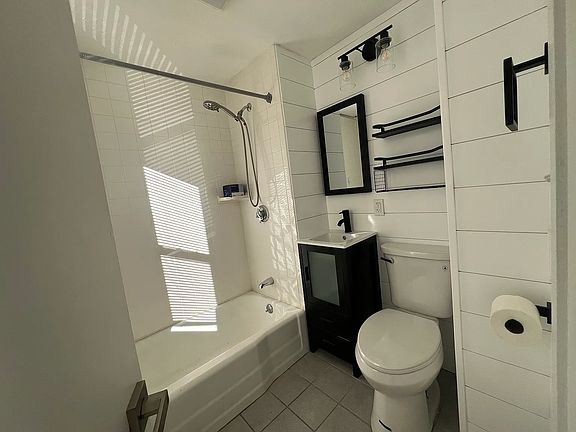 2nd image of 10 Creston St #3