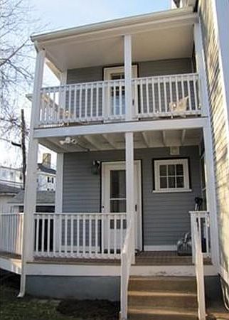 2nd image of 7 Ocean St #2