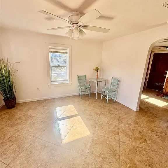 910 W French Ave — Photo 17