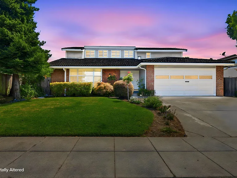 1220 Swordfish St — Photo 44