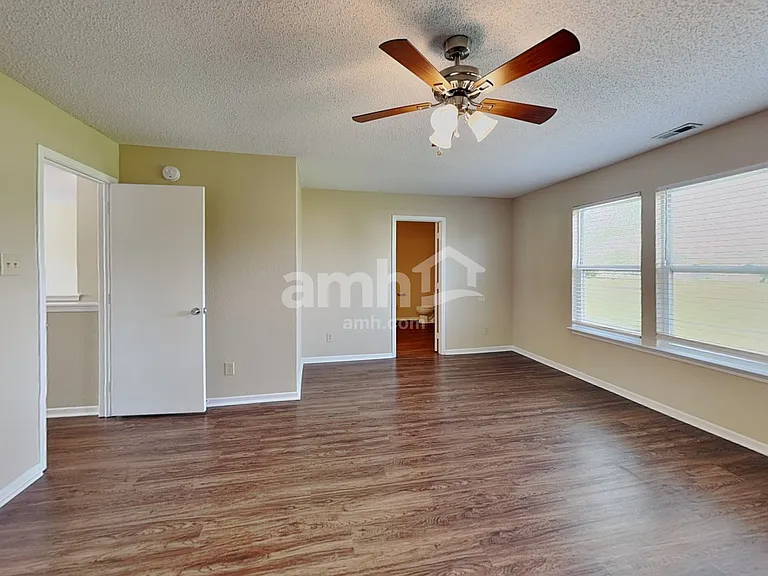 14470 Forsythia Ln — Photo 12