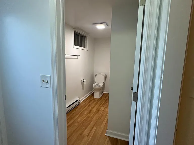 1407 N Main St #L — Photo 6