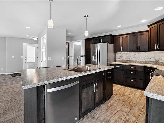 4th image of 7115 Reston Heights Drive
