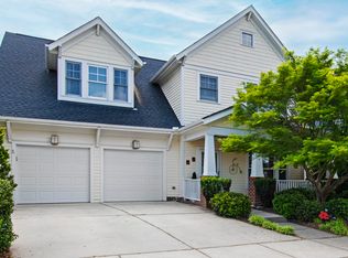 204 Frontgate Dr, Cary, NC 27519