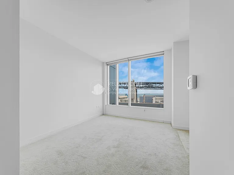 338 Spear St #11E — Photo 8