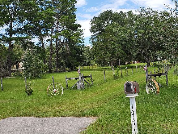 4th image of 10171 S Quarterhorse Ave