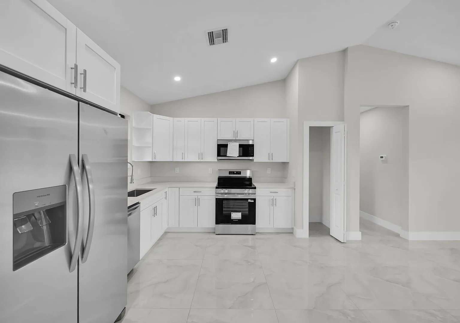 Brand-New Construction with Legal Guest Apartment Rent Together ! Lehigh Acres 33974 — Photo 4