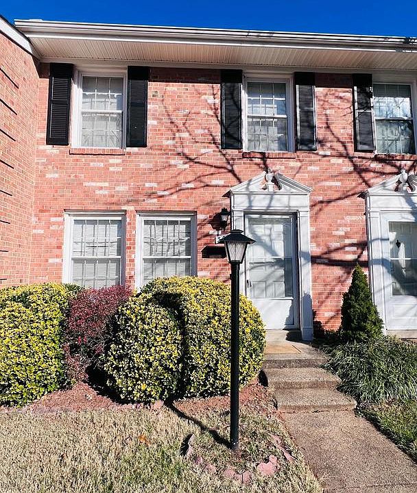 1st image of 308 E Cornell Dr