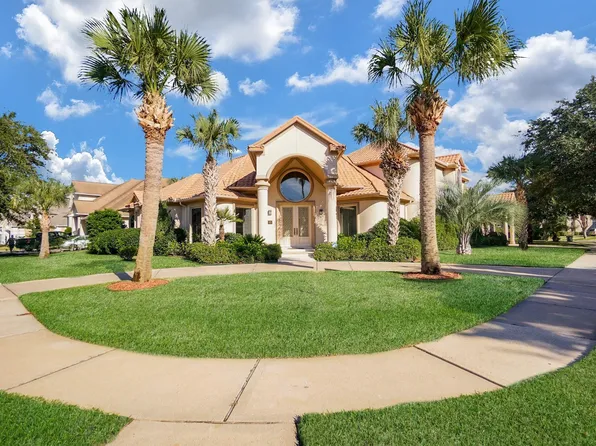 10 Lake Mist Ct, Sugar Land, TX 77479