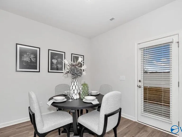 146 Maple Spring Trl — Photo 19