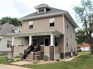 620 W Adams St, Clinton, IL 61727