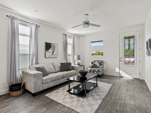 1520 Cobblestone Dr, Safford, AZ 85546