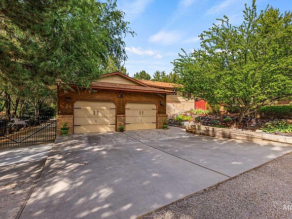 3rd image of 12050 W Hidden Valley Rim Rd