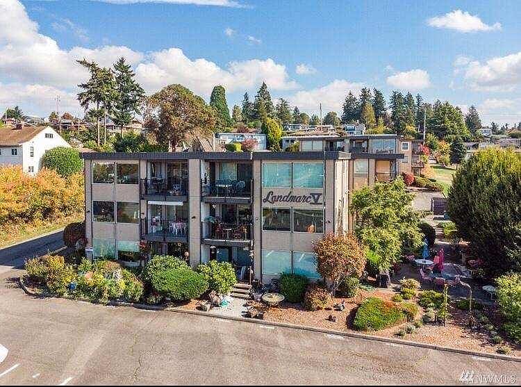 1st image of 811 S 227th Pl
