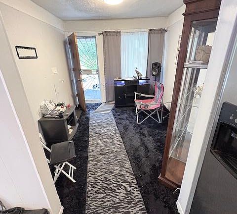 2nd image of 2500 S Electric St