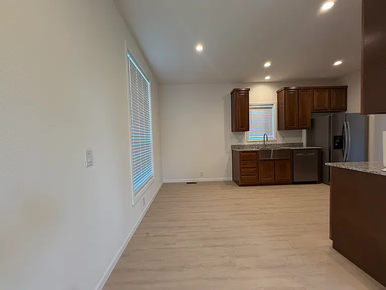 32092 Almaden Blvd — Photo 21