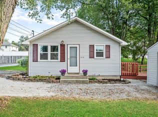 210 N Orchard Ln, Churubusco, IN 46723