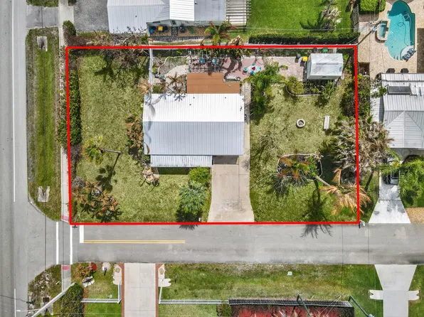 1180 NE Crescent Street, Jensen Beach, FL 34957