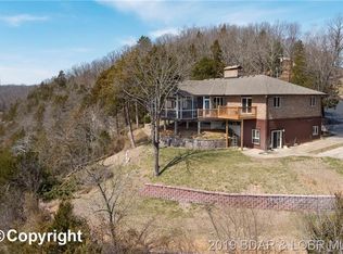 142 Carson Dr, Sunrise Beach, MO 65079