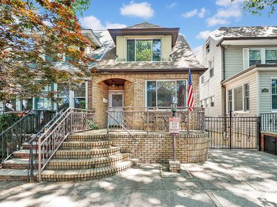 219 90th St #1, Brooklyn, NY, 11209