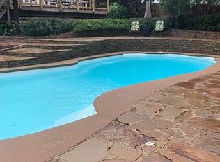 6013 Woodvale Rd, Helena, AL 35080