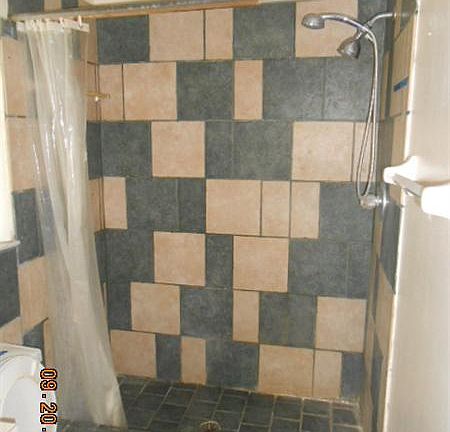 5th image of 3125 Holiday St