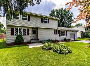 5862 Glendora Rd, Cicero, NY 13039