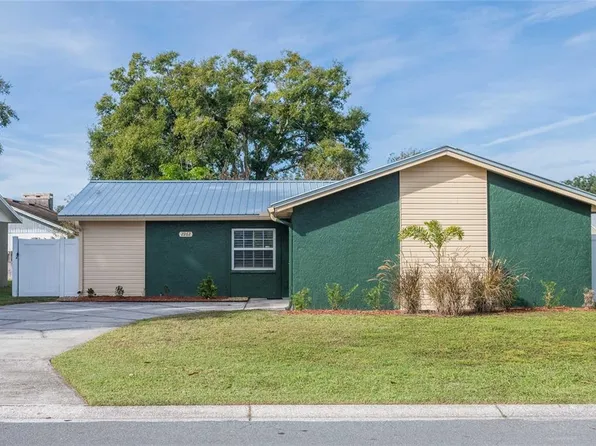 2262 Honeycomb Ln, Lakeland, FL 33801