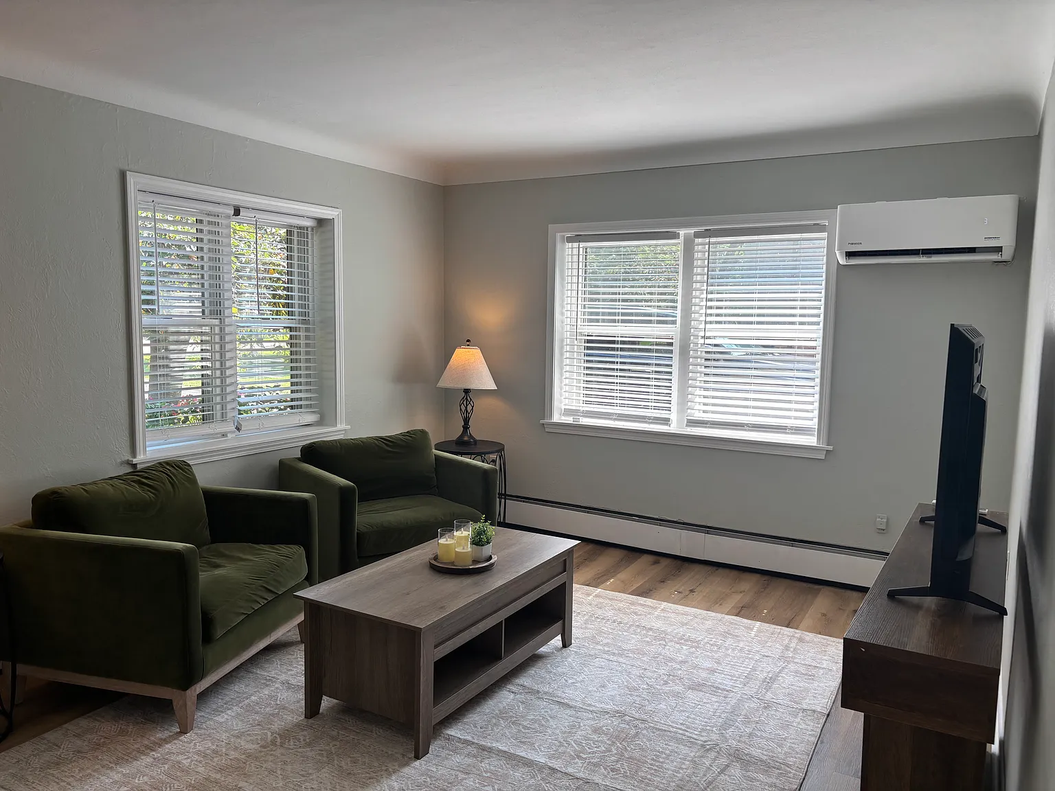 4 bed, 1675 sqft, $3,100 — Photo 1