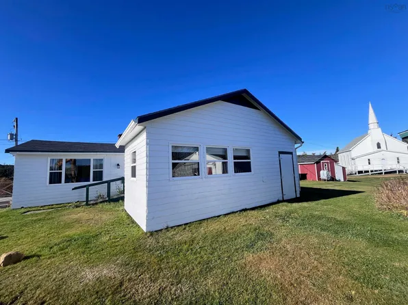 28 Sangster Rd, Guysborough, NS B0H 1T0