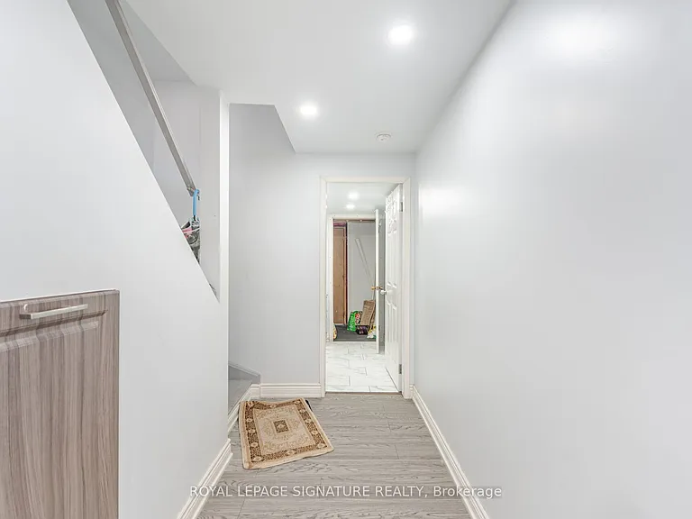 66 Lightcatcher Cir — Photo 32