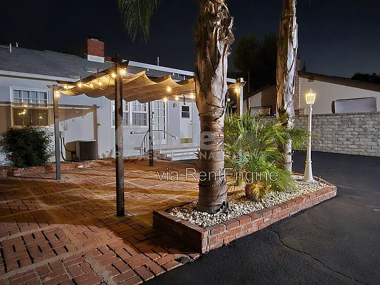 24943 Chestnut St — Photo 15