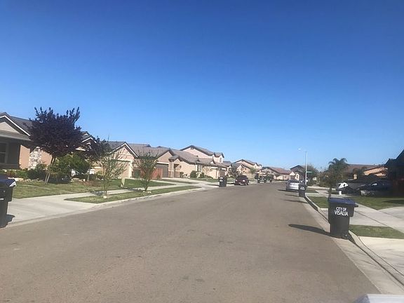 4th image of 3029 SE Sunnyside Ct