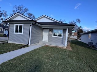 2548 Onawa St, Des Moines, IA 50317