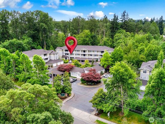 12712 Admiralty Way #B202, Everett, WA 98204