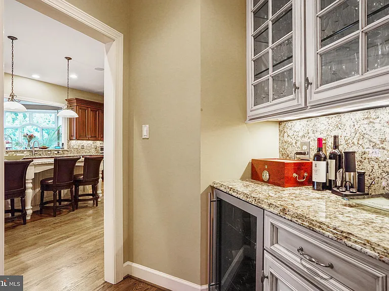 9864 Walker Glen Ct — Photo 89