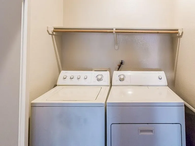 WASHER & DRYER