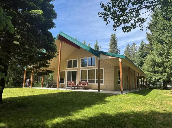 32 Shay Rd, Cascade, ID 83611