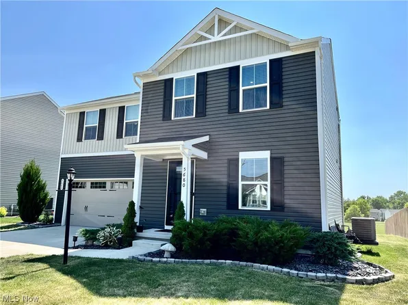 5680 Burlington Dr, Chippewa Lake, OH 44215