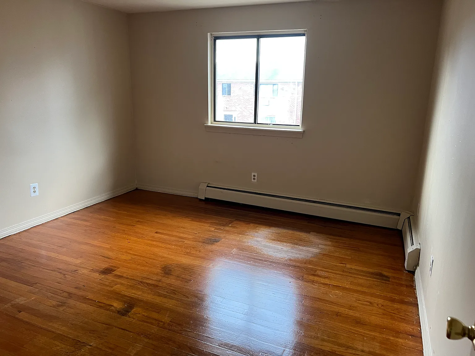2 bed, 1000 sqft, $1,700 — Photo 4