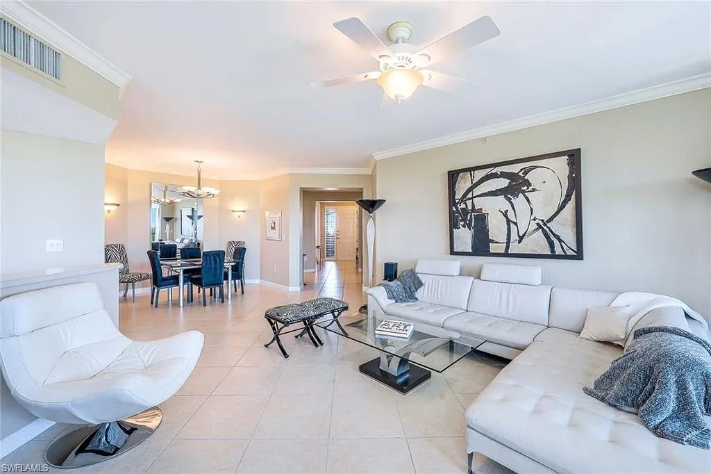 3 bed, 3.0 bath, 2194 sqft, $10,500 — Photo 3