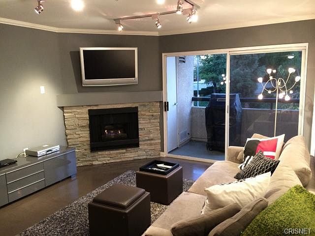 1st image of 21550 Burbank Blvd APT 107
