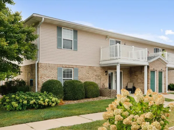 1040 Ekstam Dr APT 107, Bloomington, IL 61704