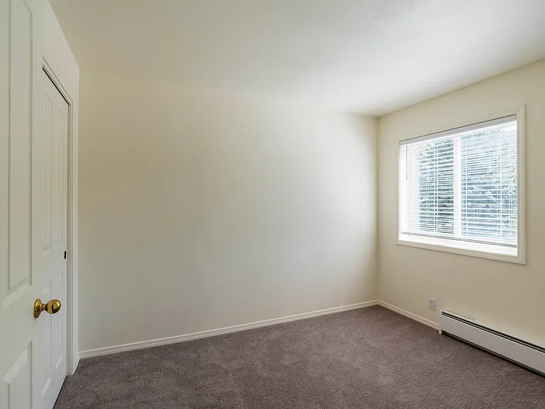 617 Willow Dr — Photo 20