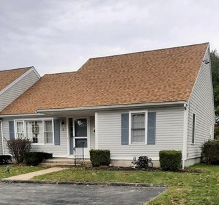 1 Hawthorne Court UNIT E, Buzzards Bay, MA, 02532