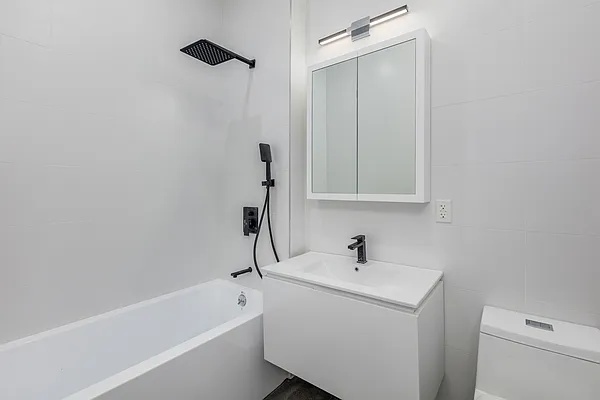 Rented by Compass | media 26