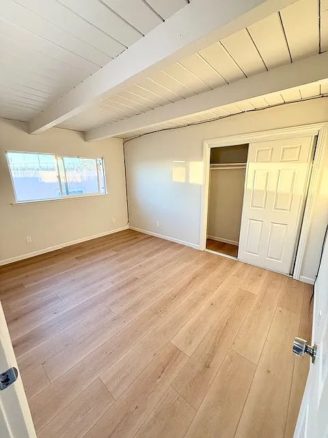 Building Photo - 1327 Burbeck Ave #1323