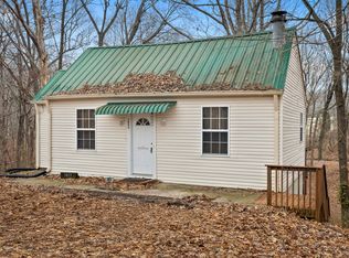 3853 E Lake Rd, Springfield, TN 37172